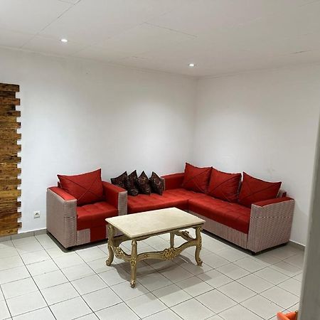 Iris Room Libreville Extérieur photo