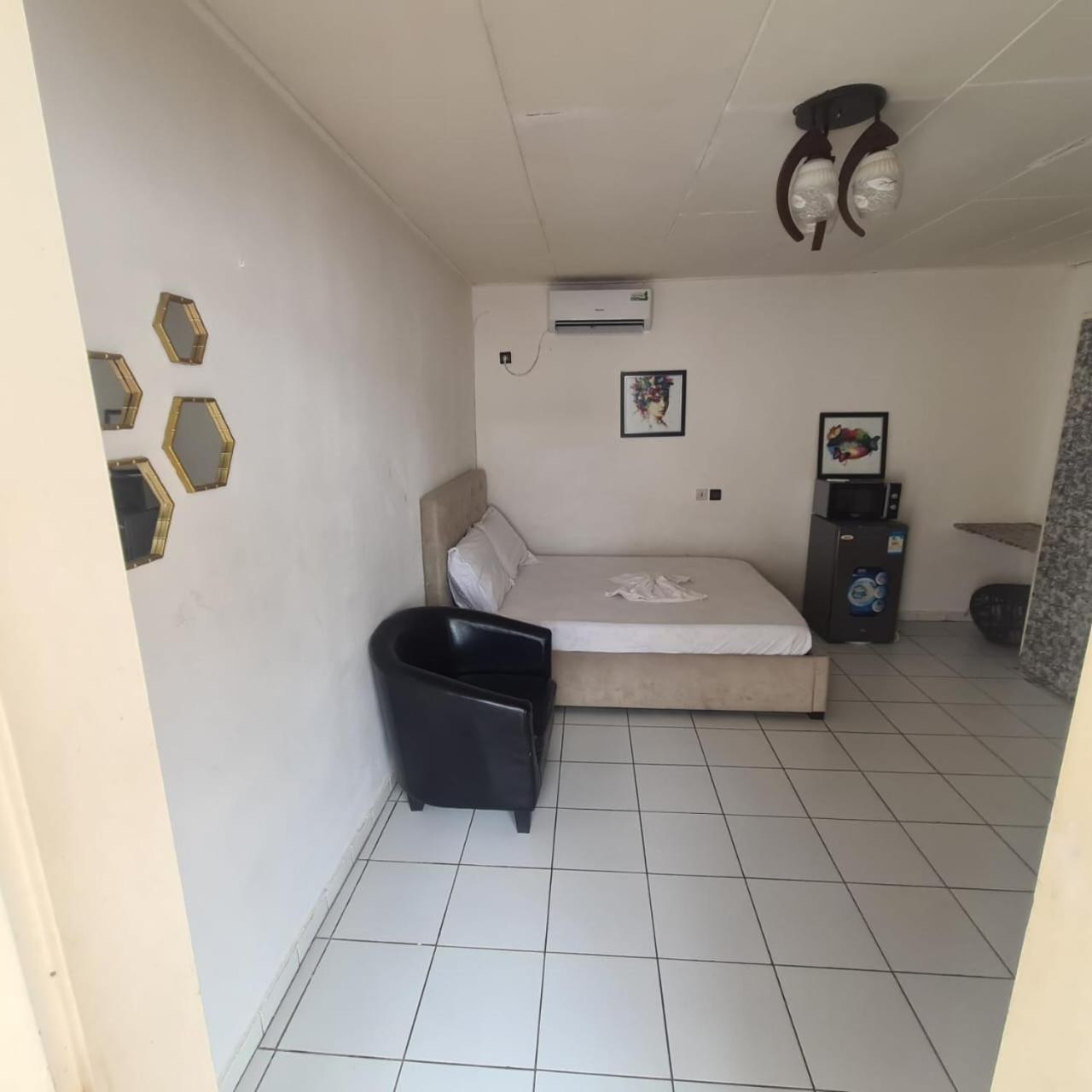 Iris Room Libreville Extérieur photo