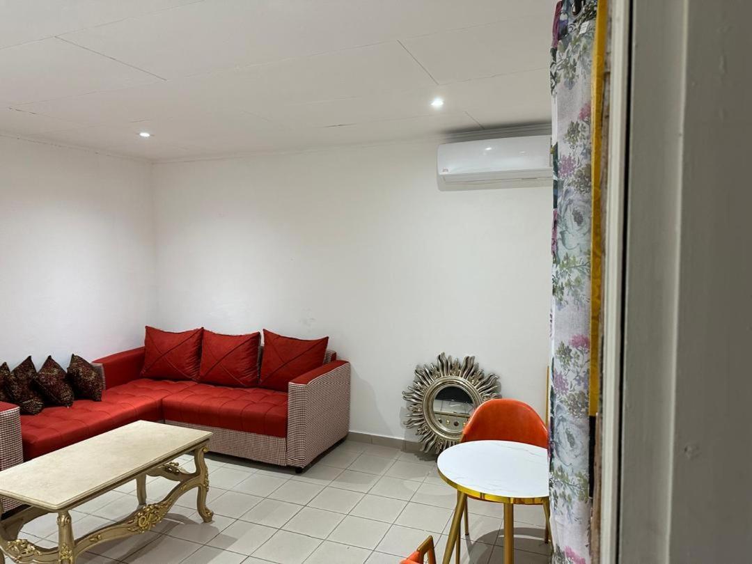 Iris Room Libreville Extérieur photo