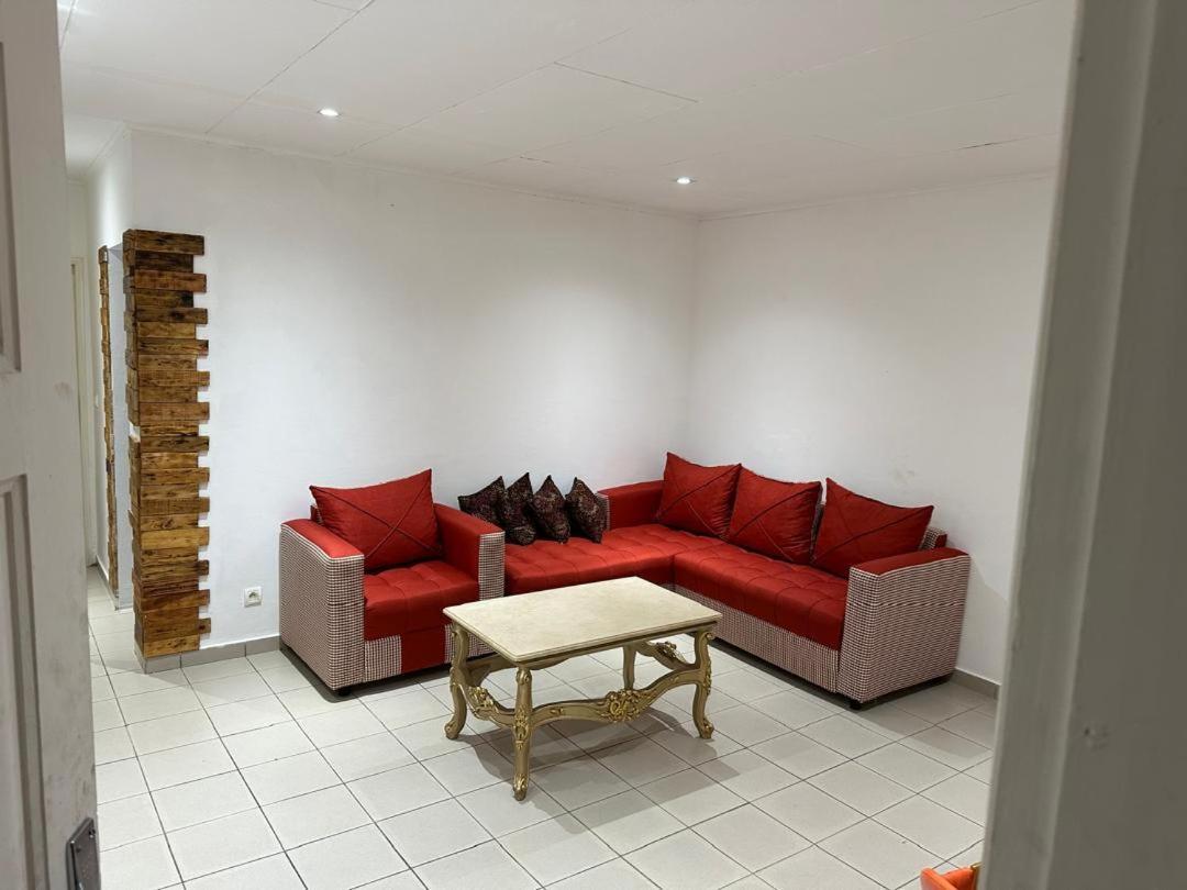 Iris Room Libreville Extérieur photo